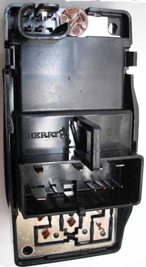 Window Switch Set for 1996-2005 Chevrolet Blazer, Suburban; 1995-1998 Tahoe; 1995-2003 S-10; 1999-2000 Escalade; 1998-2000 GMC Envoy