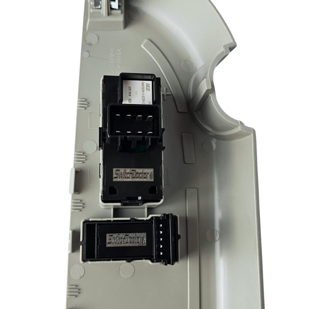 2007-2009 Chevrolet Silverado & GMC Sierra Front Passenger Window Switch & Gray Bezel Assembly